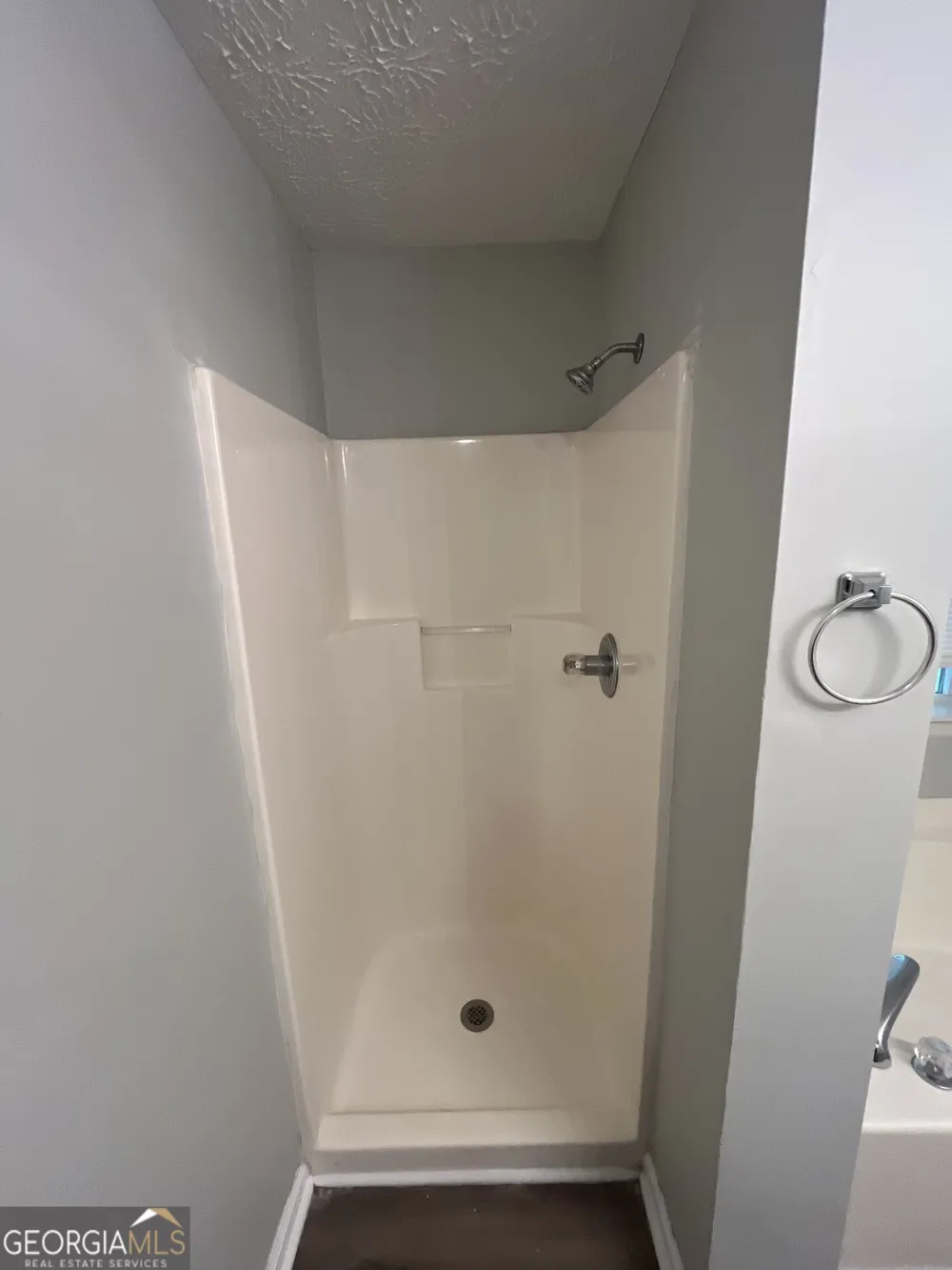 35 Creekview CT Covington, GA 30016