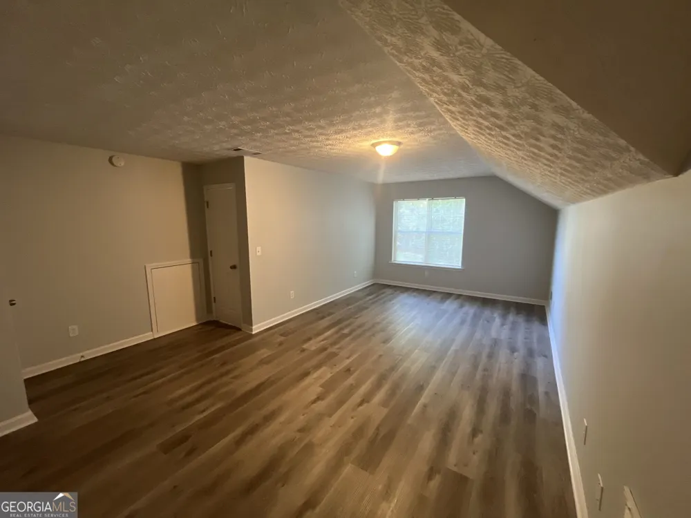 35 Creekview CT Covington, GA 30016