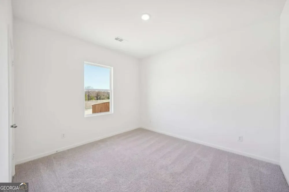 32 Crescent BLVD Carrollton, GA 30116