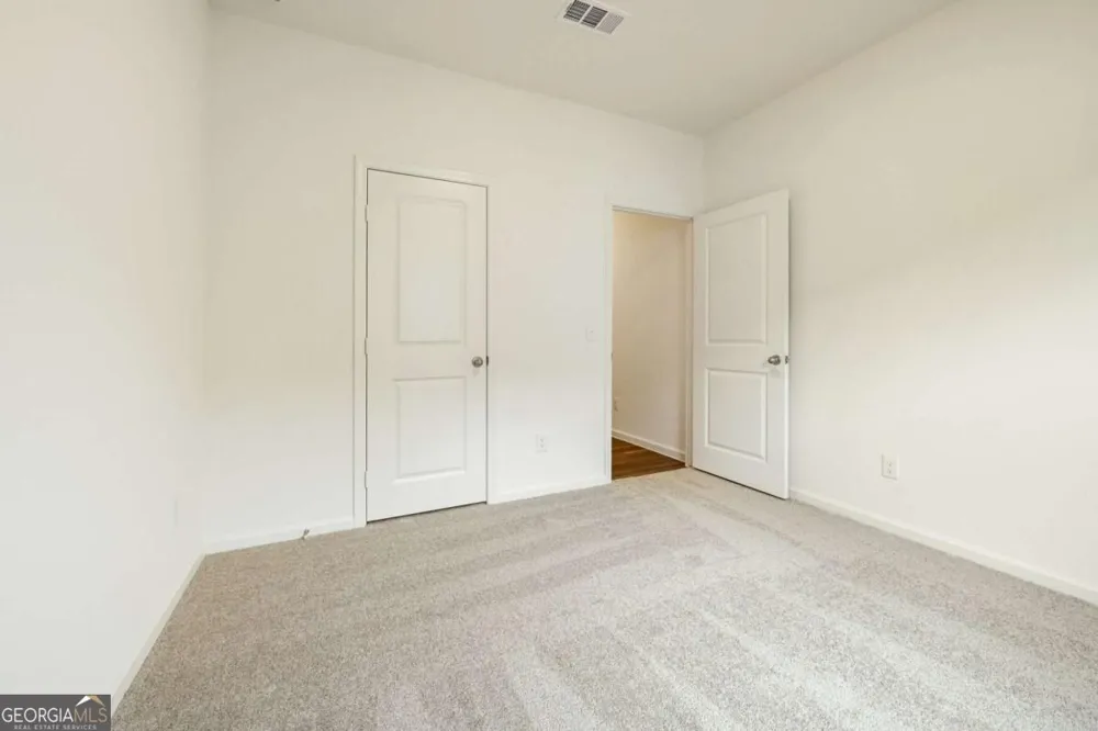 32 Crescent BLVD Carrollton, GA 30116