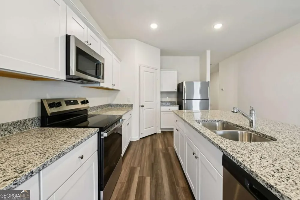32 Crescent BLVD Carrollton, GA 30116