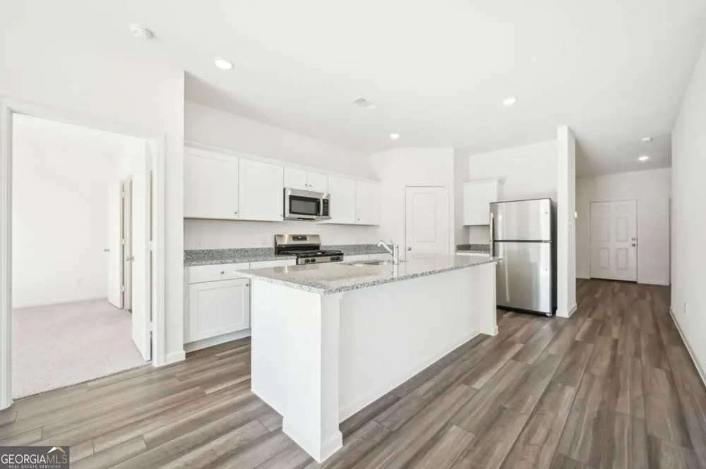 32 Crescent BLVD Carrollton, GA 30116