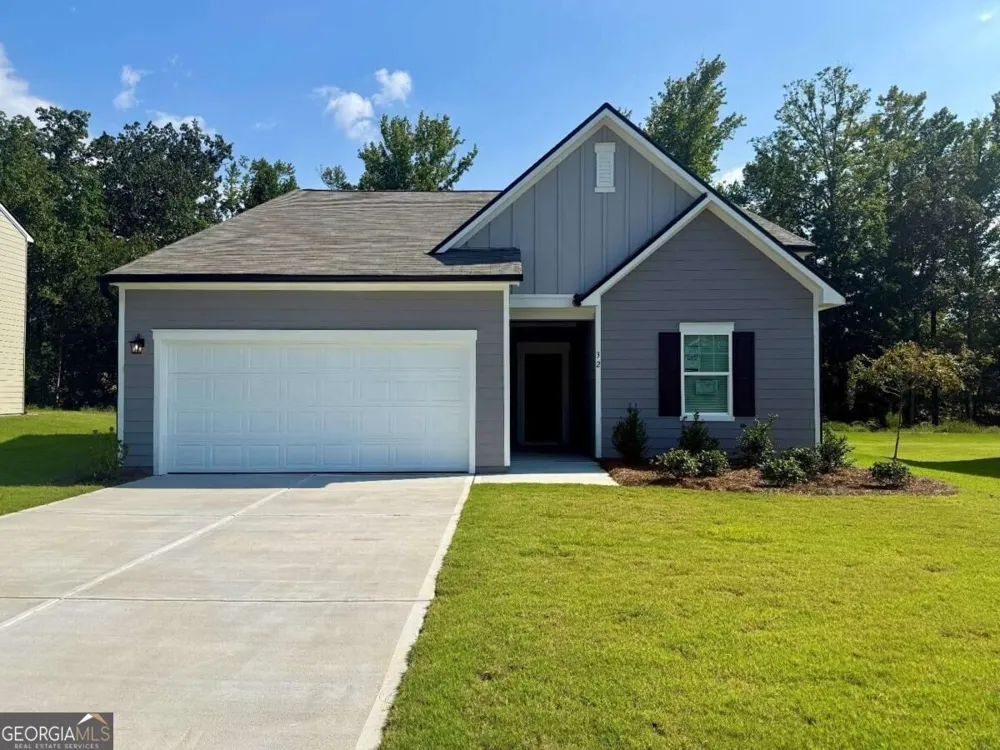 32 Crescent BLVD Carrollton, GA 30116