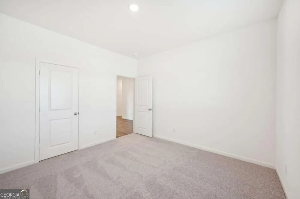 32 Crescent BLVD Carrollton, GA 30116