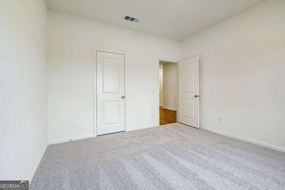 32 Crescent BLVD Carrollton, GA 30116