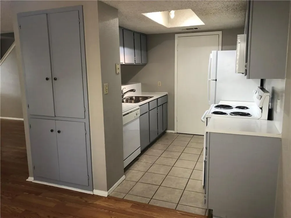 1507 Camp Craft Road #C Austin, TX 78746