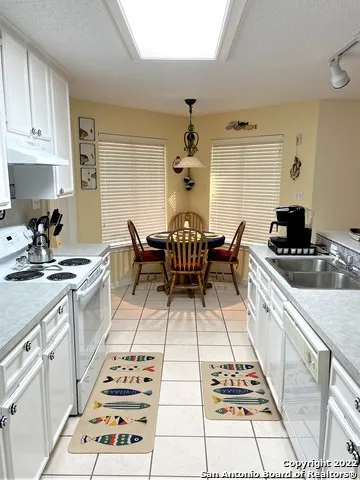 440 WATTS Canyon Lake, TX 78133