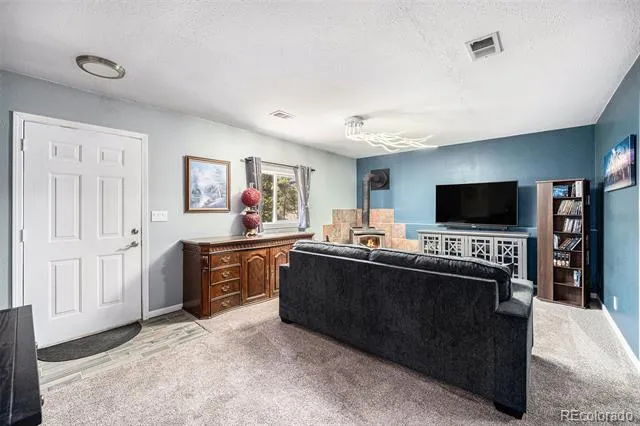 72 Rudi Ln W Golden, CO 80403
