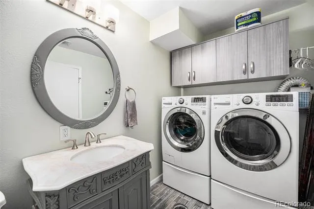 72 Rudi Ln W Golden, CO 80403