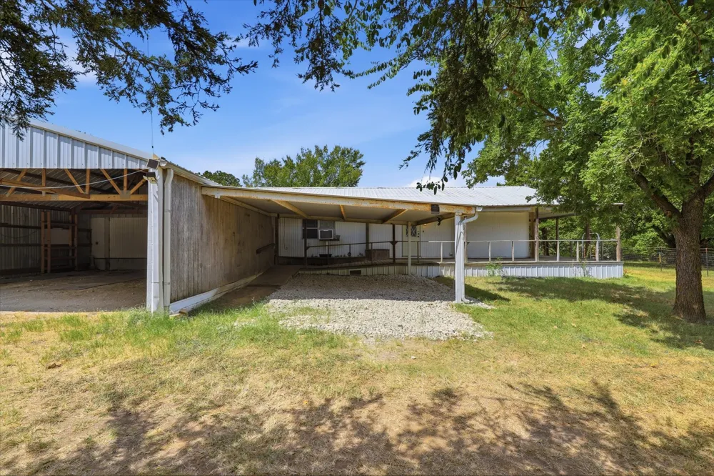 521 Vz County Road 3501 Wills Point, TX 75169