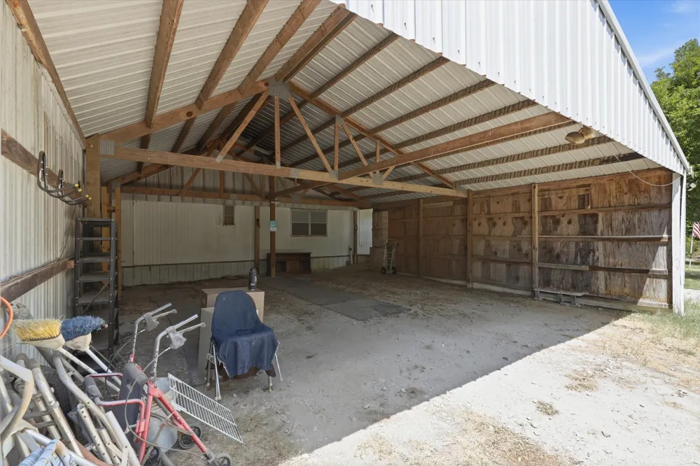 521 Vz County Road 3501 Wills Point, TX 75169