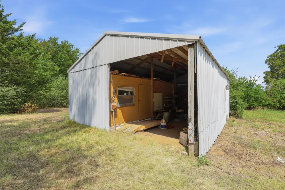 521 Vz County Road 3501 Wills Point, TX 75169