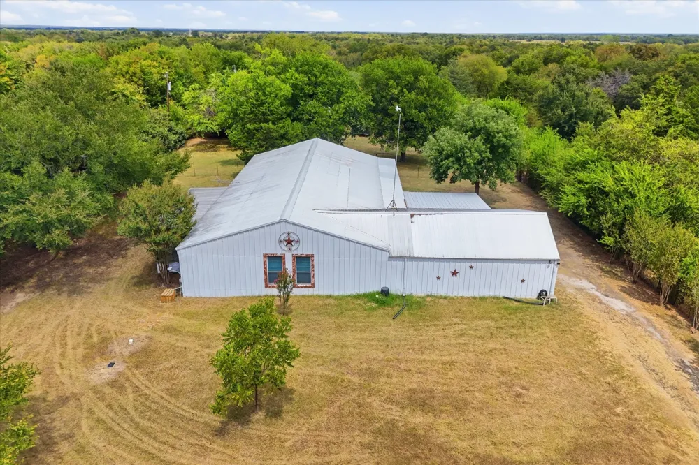 521 Vz County Road 3501 Wills Point, TX 75169