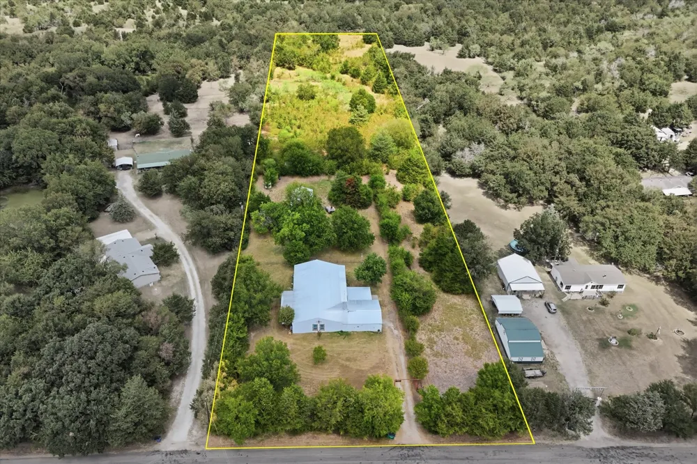 521 Vz County Road 3501 Wills Point, TX 75169