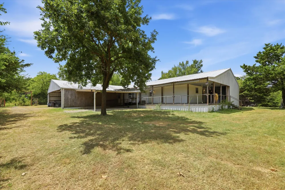 521 Vz County Road 3501 Wills Point, TX 75169