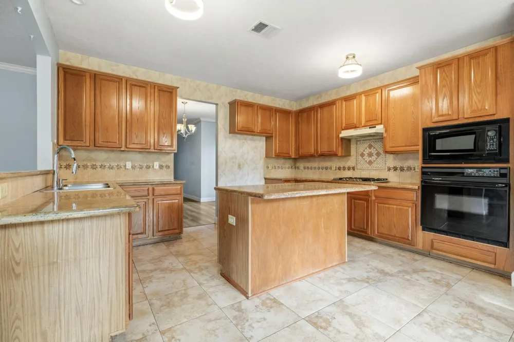 1326 Shrub Oak Drive League City, TX 77573