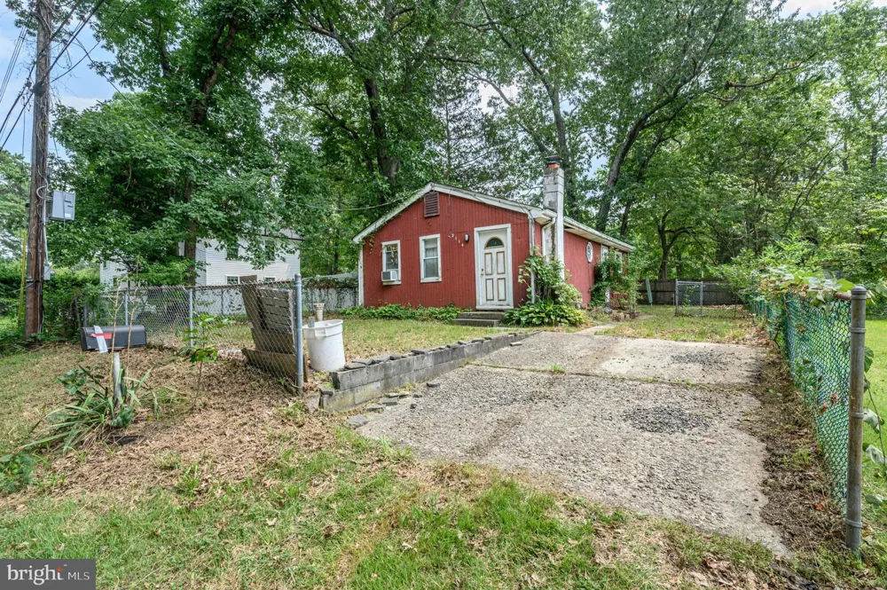 2114 HANOVER BOULEVARD Browns Mills, NJ 08015