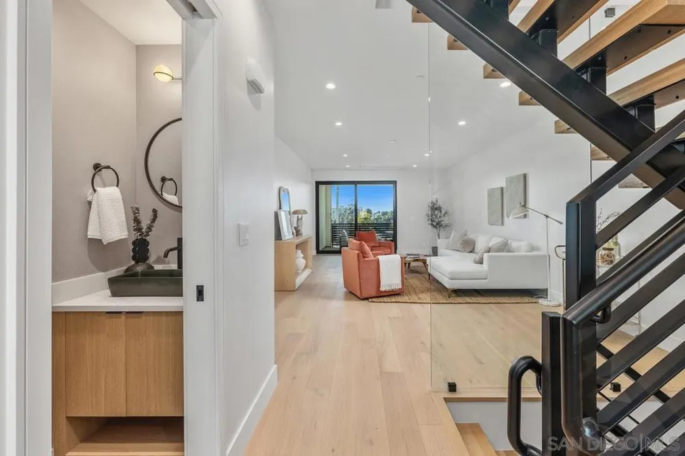 4222 Tonopah Ave San Diego, CA 92110