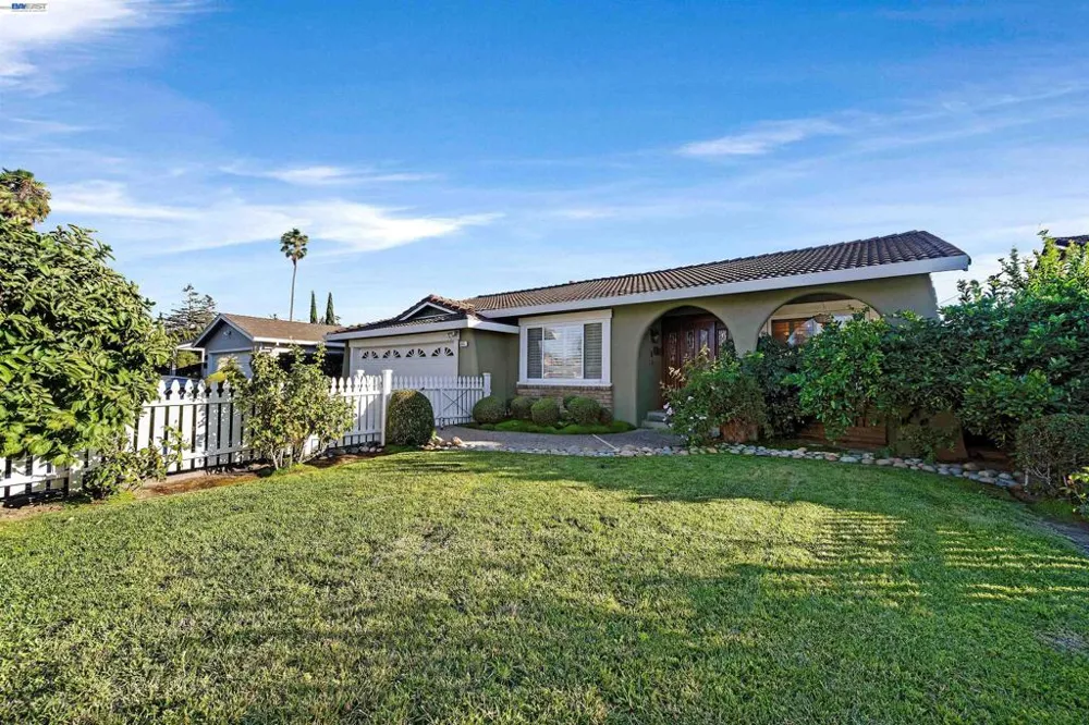 38351 Paseo Padre Pkwy Fremont, CA 94536