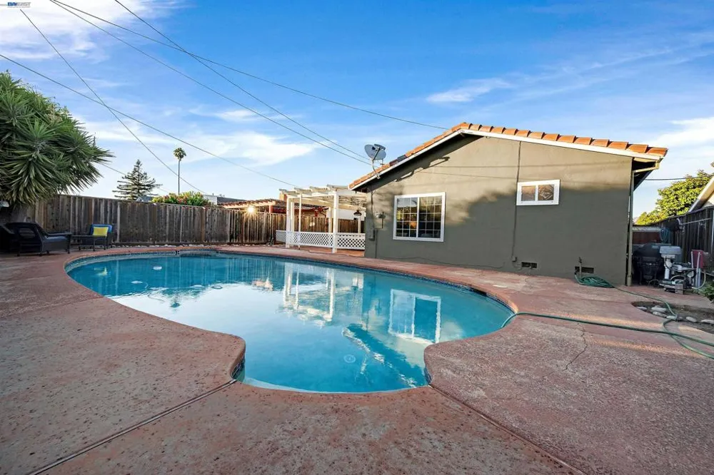 38351 Paseo Padre Pkwy Fremont, CA 94536