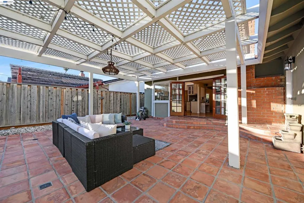 38351 Paseo Padre Pkwy Fremont, CA 94536