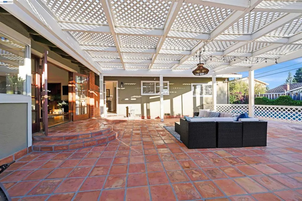 38351 Paseo Padre Pkwy Fremont, CA 94536