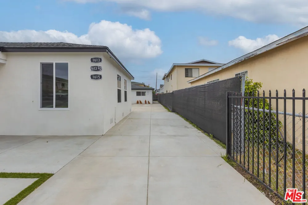 1613 W 209th Street #1613.5 Los Angeles, CA 90501