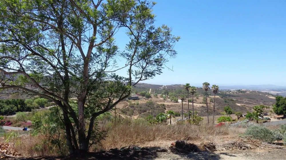 3730 Silverleaf Lane Vista, CA 92084