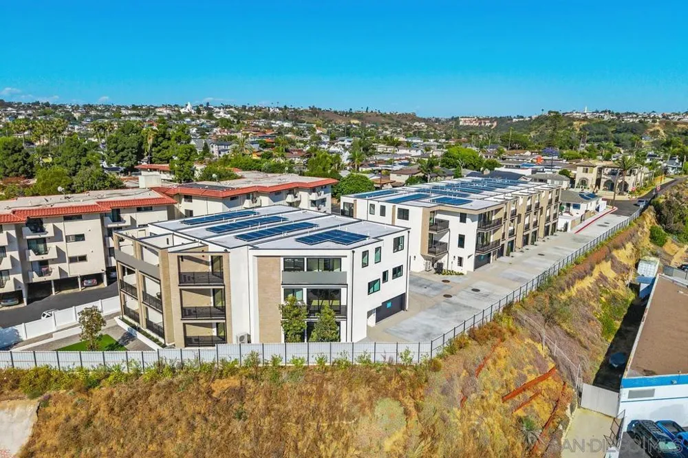 4202 Tonopah St San Diego, CA 92110