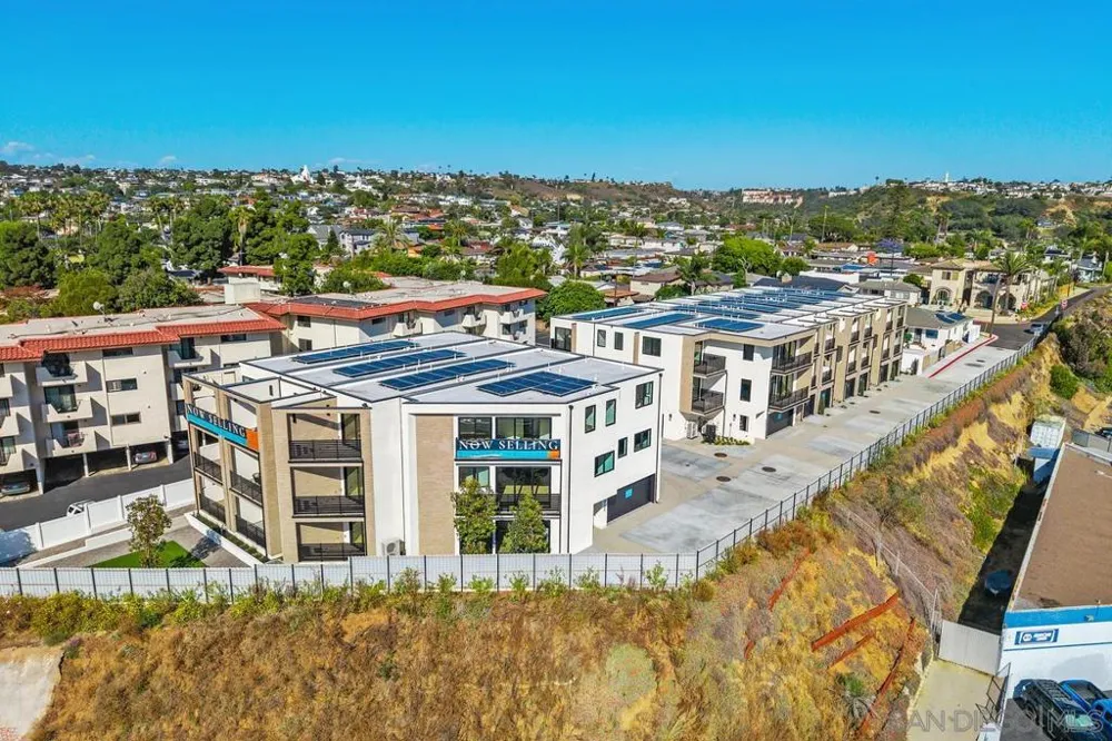 4202 Tonopah St San Diego, CA 92110