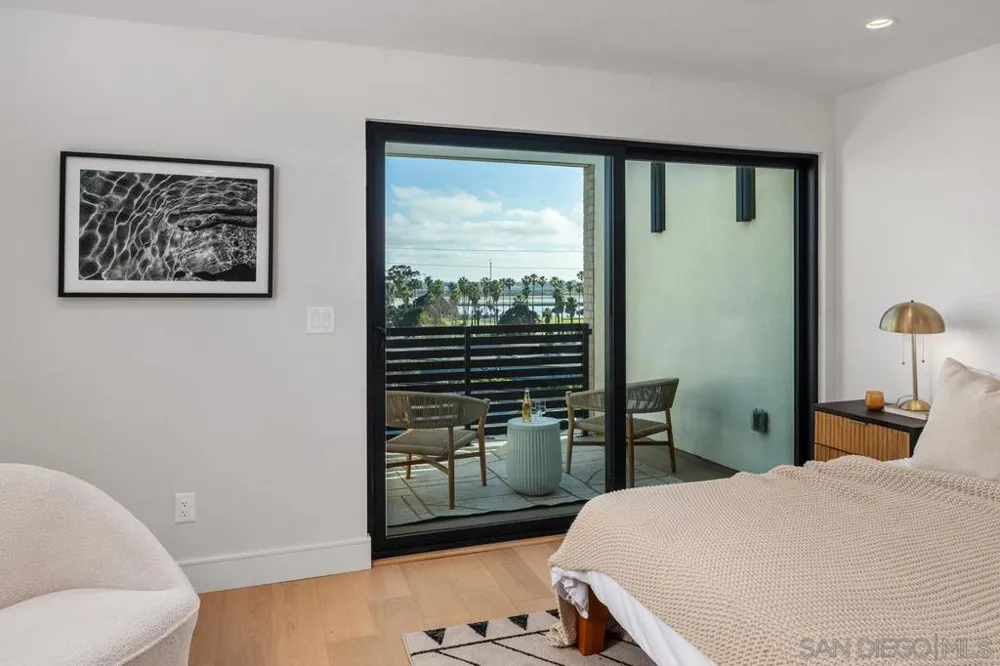 4202 Tonopah St San Diego, CA 92110