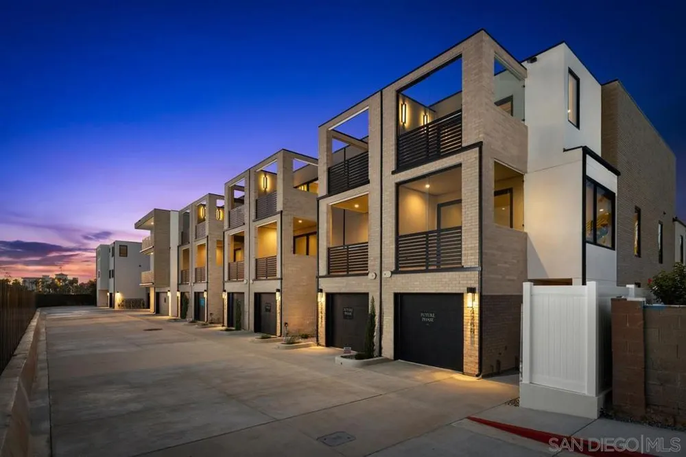 4202 Tonopah St San Diego, CA 92110
