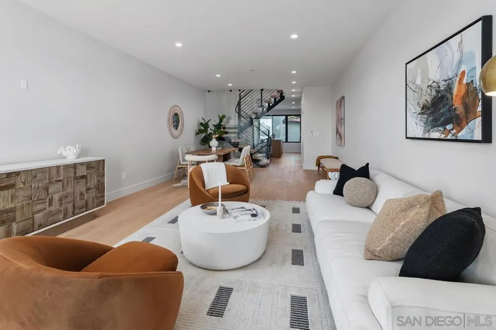 4202 Tonopah St San Diego, CA 92110