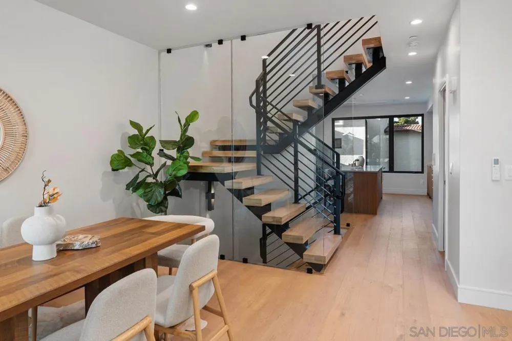 4202 Tonopah St San Diego, CA 92110