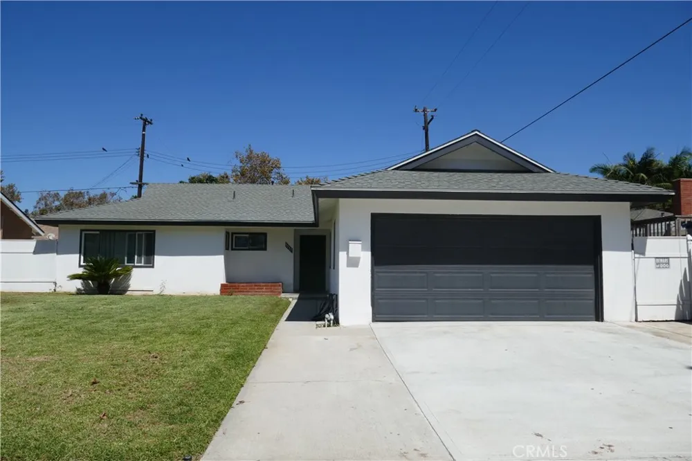 1911 W Maywood Santa Ana, CA 92704