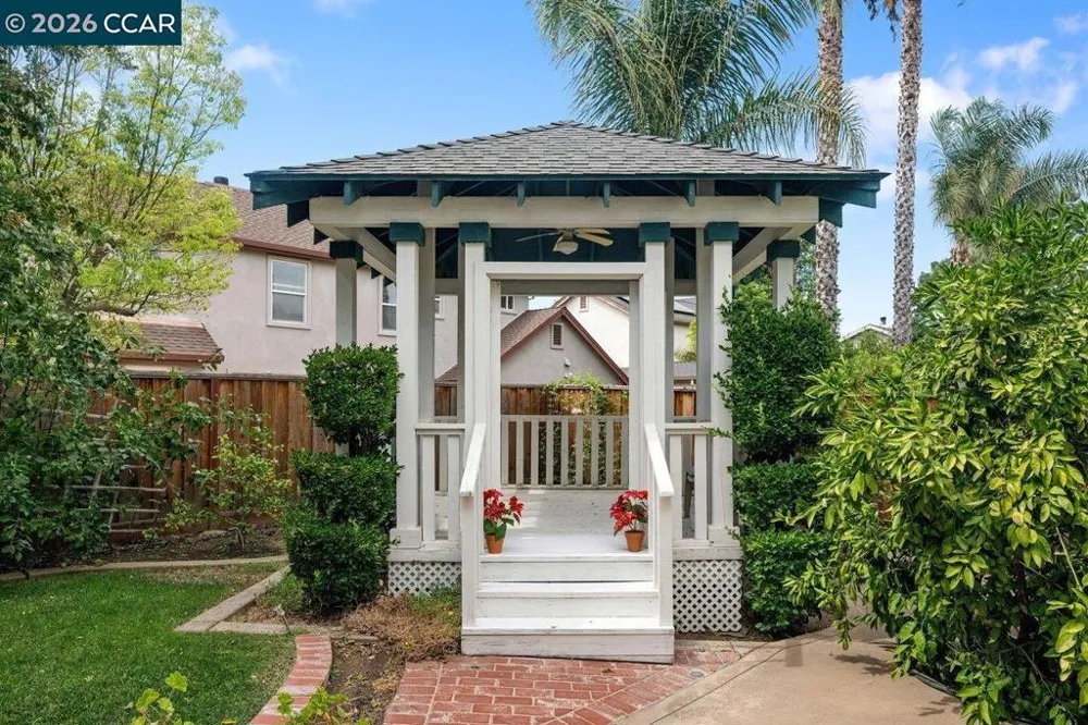 1615 Laurelbrook Dr Tracy, CA 95377