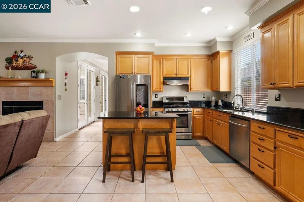 1615 Laurelbrook Dr Tracy, CA 95377