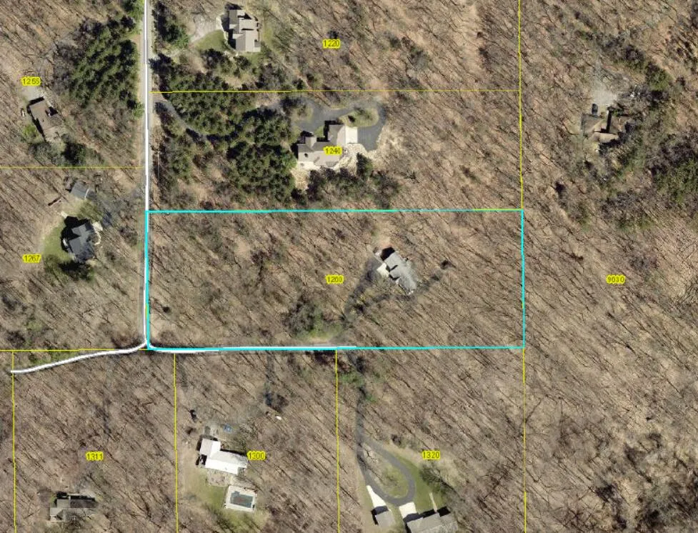 1260 Boynton Hills Avenue SE Ada, MI 49301