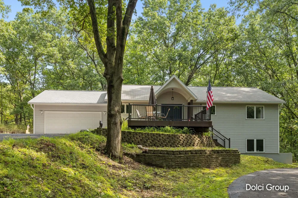 1260 Boynton Hills Avenue SE Ada, MI 49301