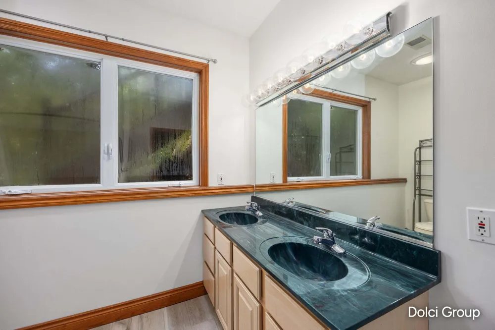 1260 Boynton Hills Avenue SE Ada, MI 49301