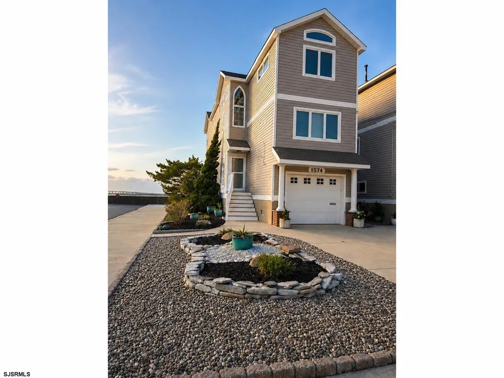 1574 Pleasure Ave Ocean City, NJ 08226