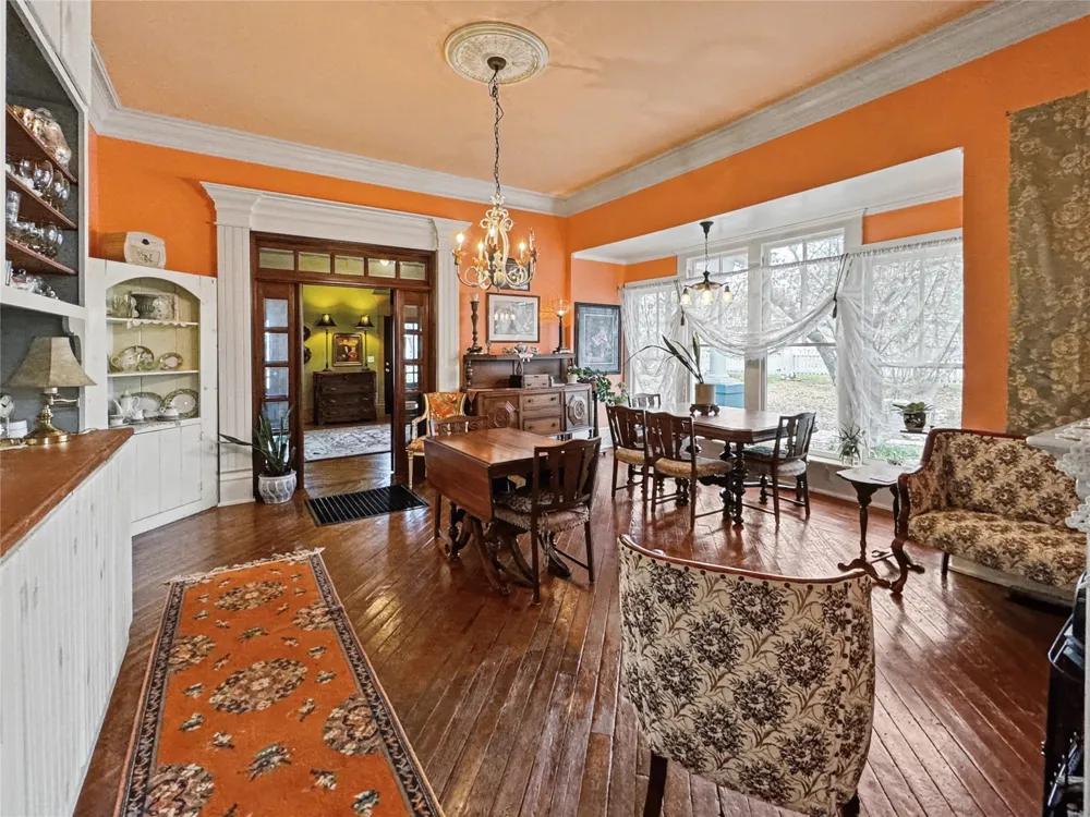 224 W Chickasaw Street Tahlequah, OK 74464
