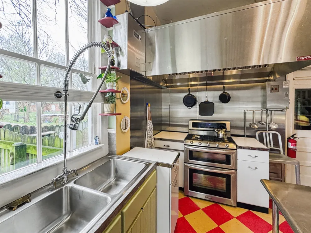 224 W Chickasaw Street Tahlequah, OK 74464