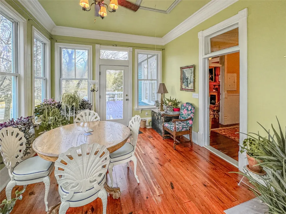 224 W Chickasaw Street Tahlequah, OK 74464