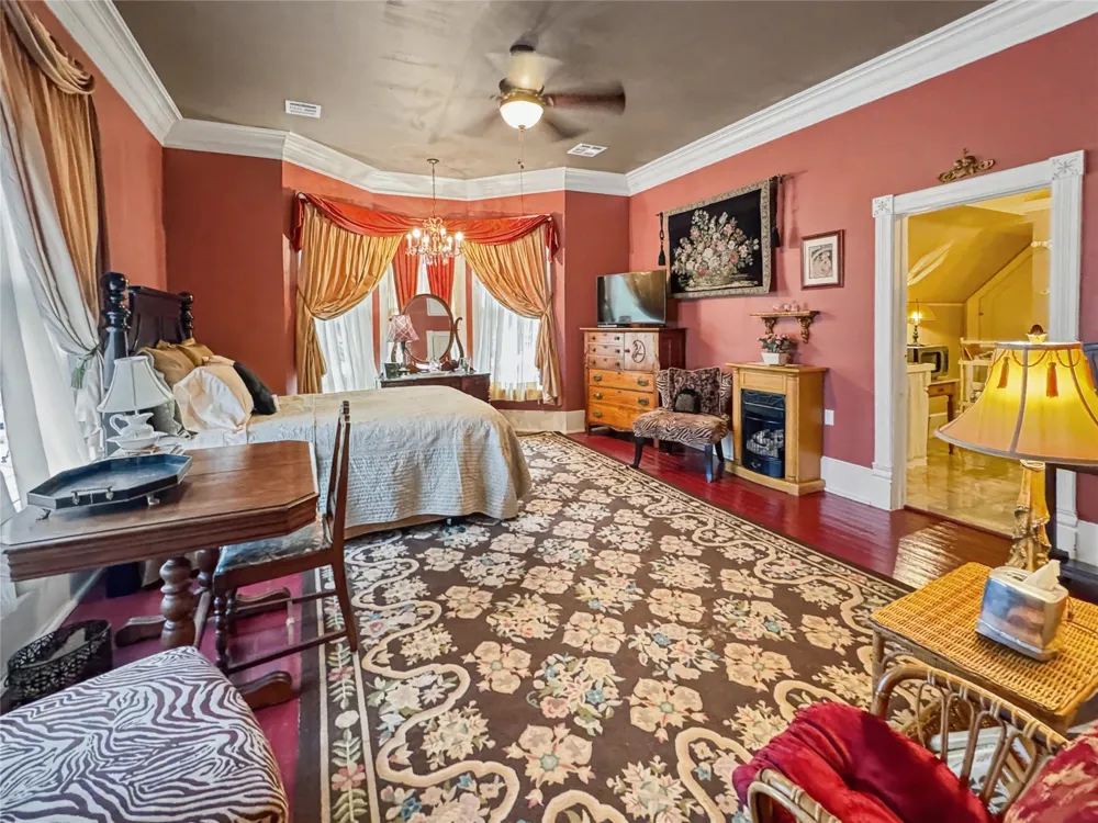 224 W Chickasaw Street Tahlequah, OK 74464