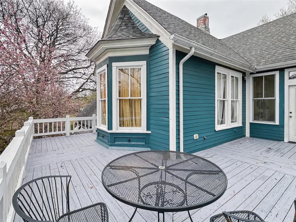 224 W Chickasaw Street Tahlequah, OK 74464