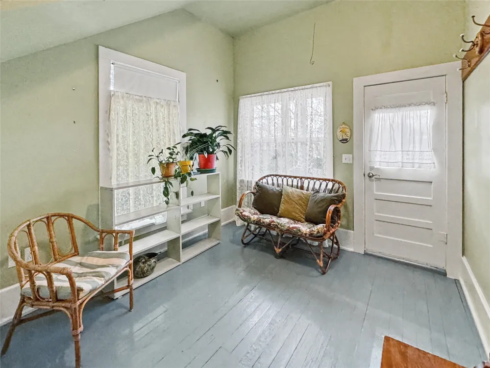 224 W Chickasaw Street Tahlequah, OK 74464