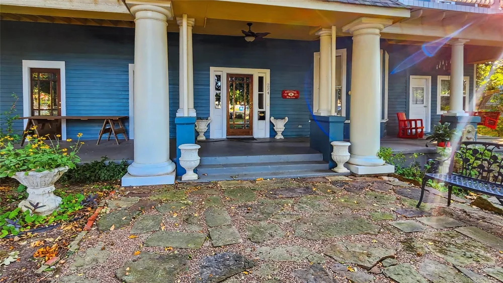 224 W Chickasaw Street Tahlequah, OK 74464