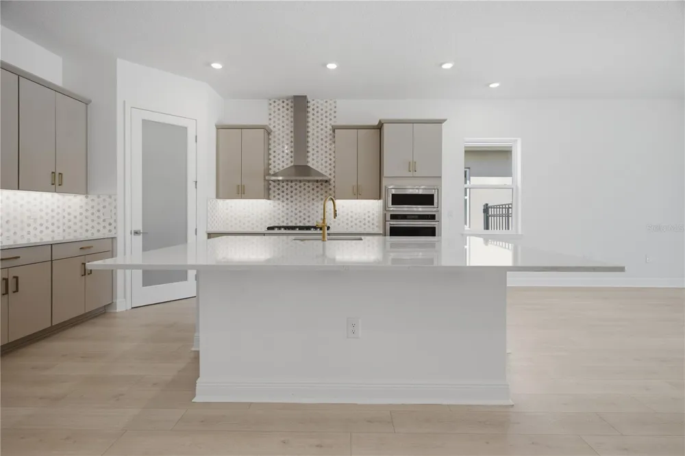 16114 VOLTERRA POINT Bella Collina, FL 34756