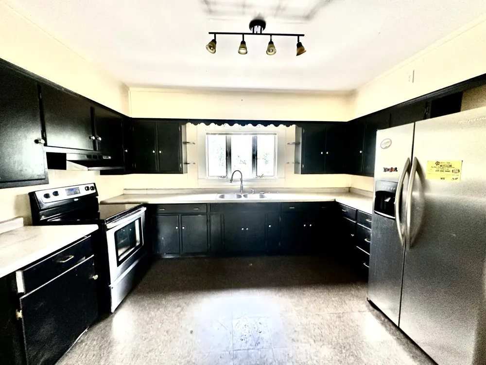 1705 Westnedge Avenue Kalamazoo City, MI 49007